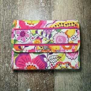 Vera Bradley Clementine Floral Print Trifold Wallet ID Pocket